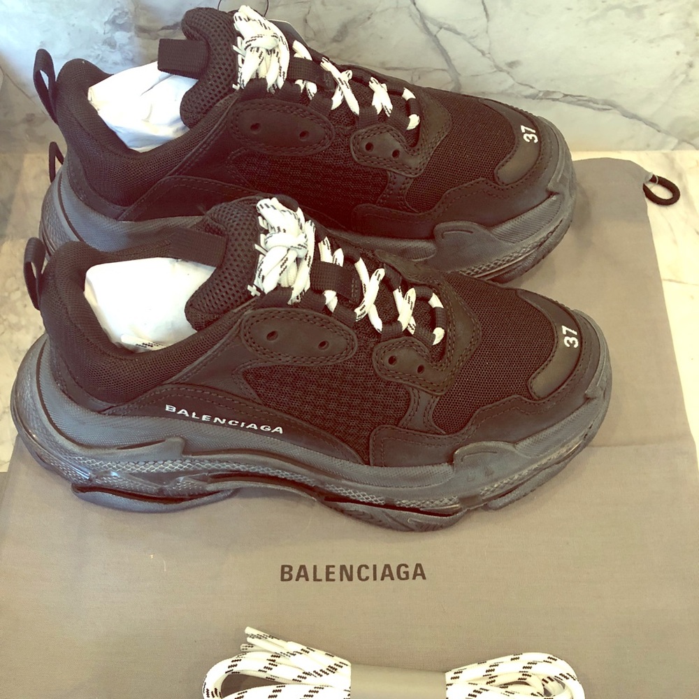 Balenciaga Triple S Size 37